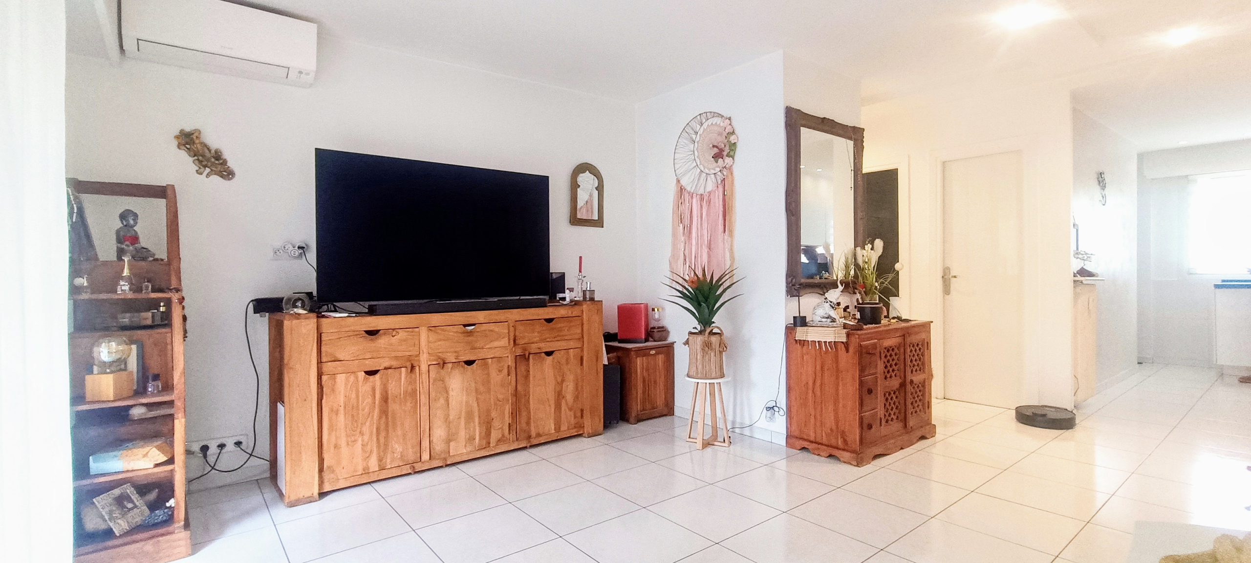 Appartement Le Cannet - Salon avec télévision