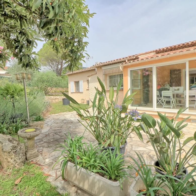 PETITE-MAISON Peymeinade